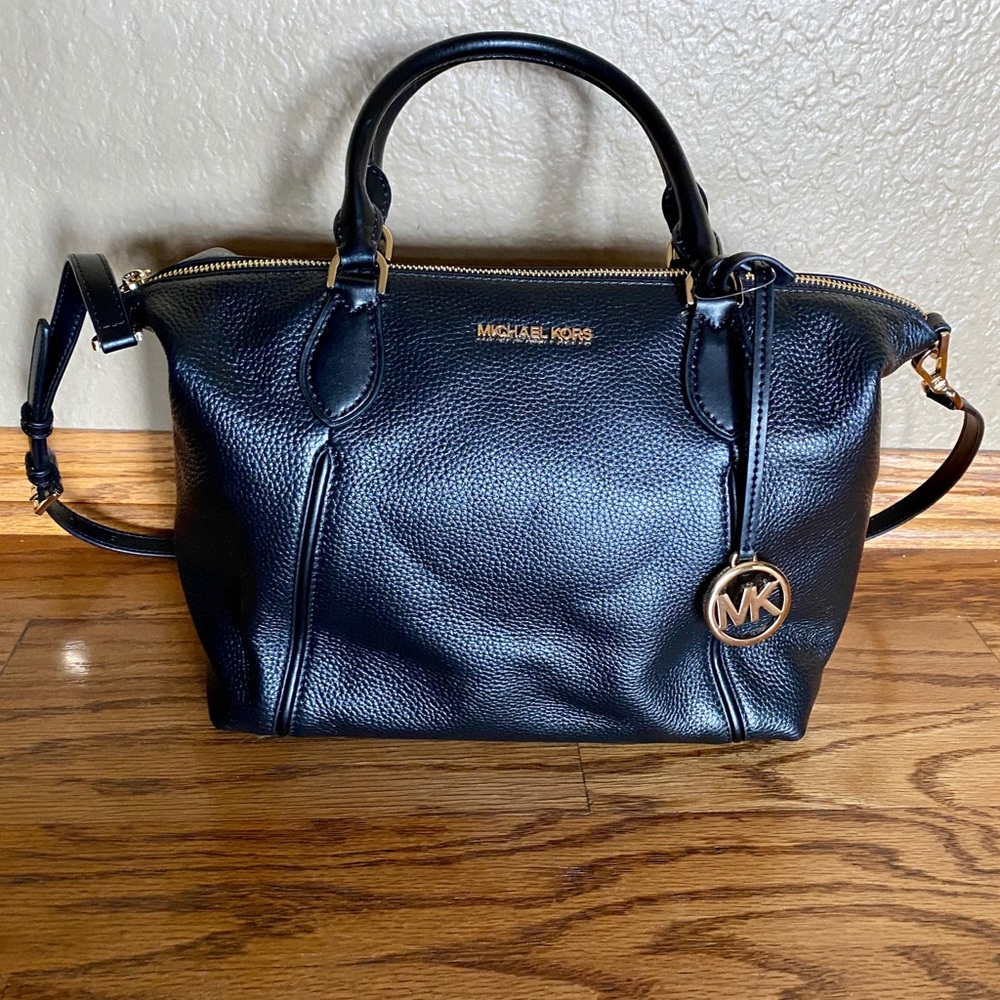 NWT Michael Kors large pebbled leather satchel bag & crossbody shoulder strap